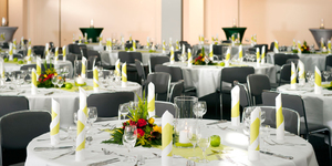 holiday-inn-dusseldorf-neuss-germany-seminar-salle-restaurant-a