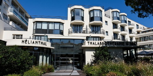 hotel-thalazur-saint-jean-de-luz-facade-2