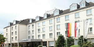 lindner-congress-hotel-frankfurt-facade-1