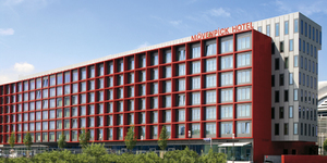movenpick-hotel-frankfurt-city-seminar-germany-hessen-facade