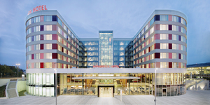 movenpick-hotel-stuttgart-airport-&-messe-schwarzwald-seminaire-facade-a-allemagne